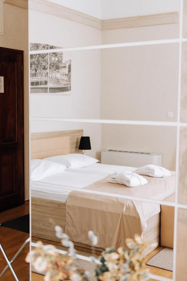 Lukac Hotel Kurija Jankovic מראה חיצוני תמונה