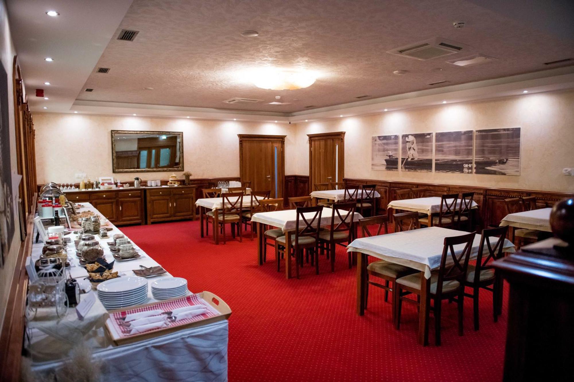 Lukac Hotel Kurija Jankovic מראה חיצוני תמונה