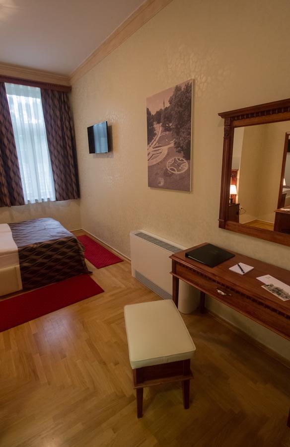 Lukac Hotel Kurija Jankovic מראה חיצוני תמונה