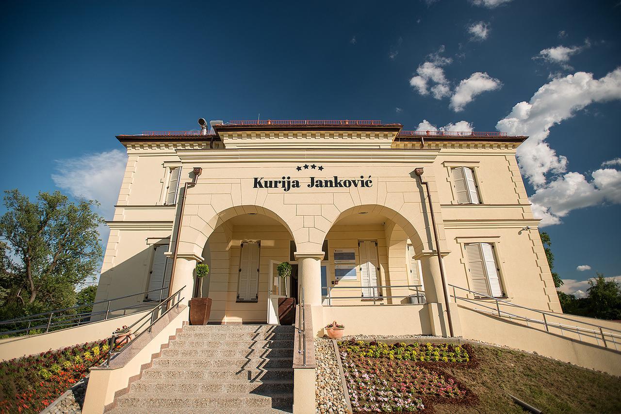 Lukac Hotel Kurija Jankovic מראה חיצוני תמונה